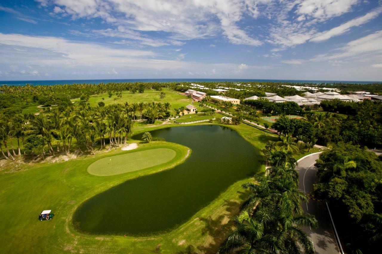 加泰罗尼亚皇家巴瓦罗酒店 - 全包 - 仅限成人 蓬塔卡纳 外观 照片 Golf course at Hard Rock Hotel
