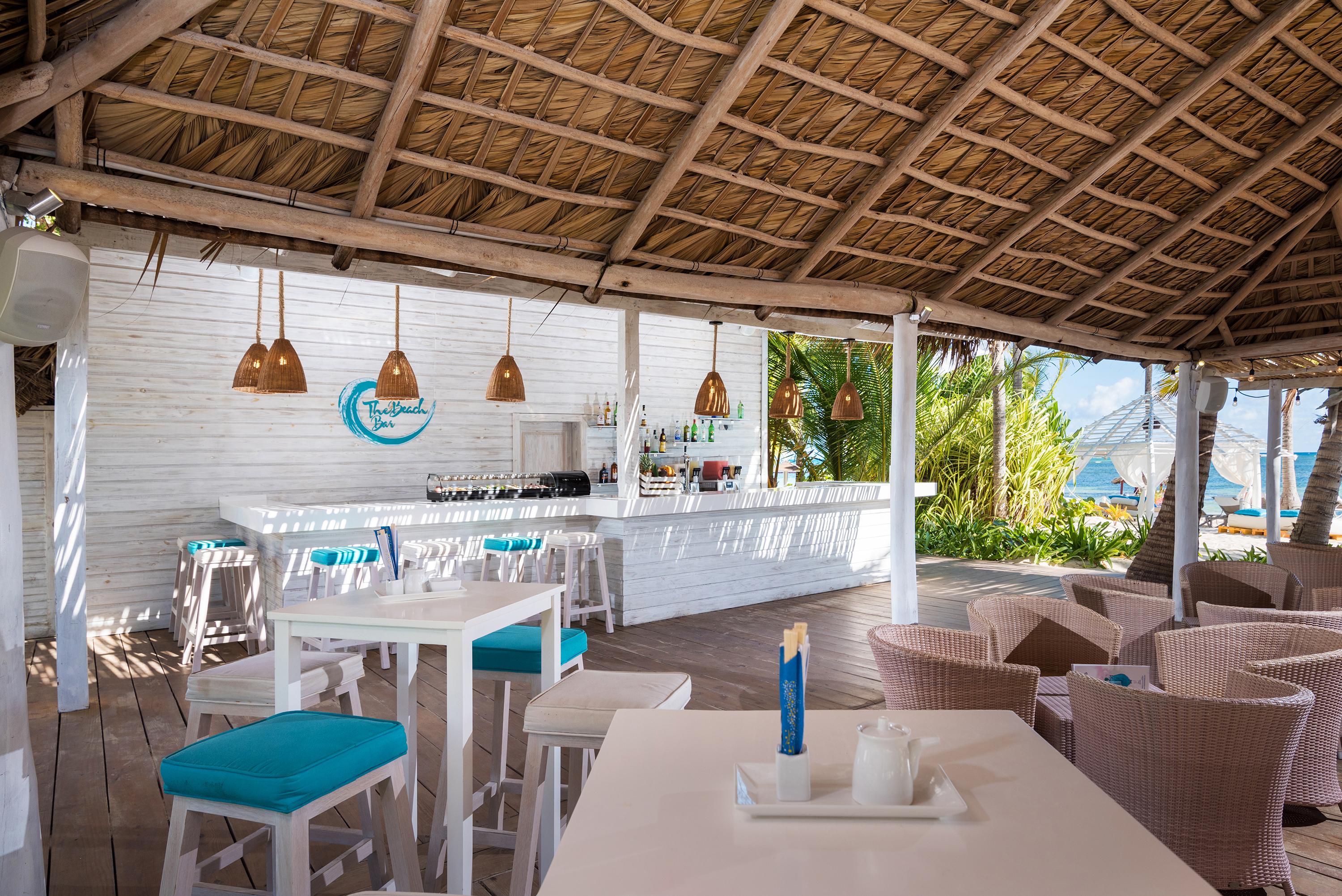 加泰罗尼亚皇家巴瓦罗酒店 - 全包 - 仅限成人 蓬塔卡纳 外观 照片 The Beach Club