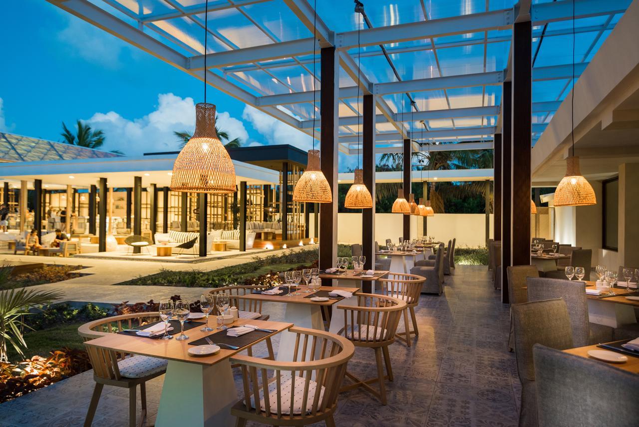 加泰罗尼亚皇家巴瓦罗酒店 - 全包 - 仅限成人 蓬塔卡纳 外观 照片 The Beach Club at the Hard Rock Hotel