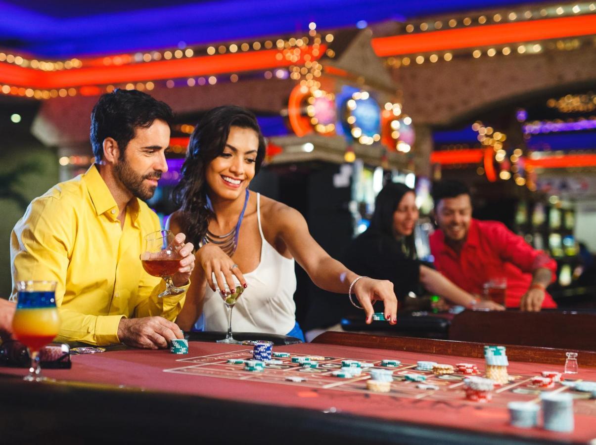 加泰罗尼亚皇家巴瓦罗酒店 - 全包 - 仅限成人 蓬塔卡纳 外观 照片 Casino in Punta Cana